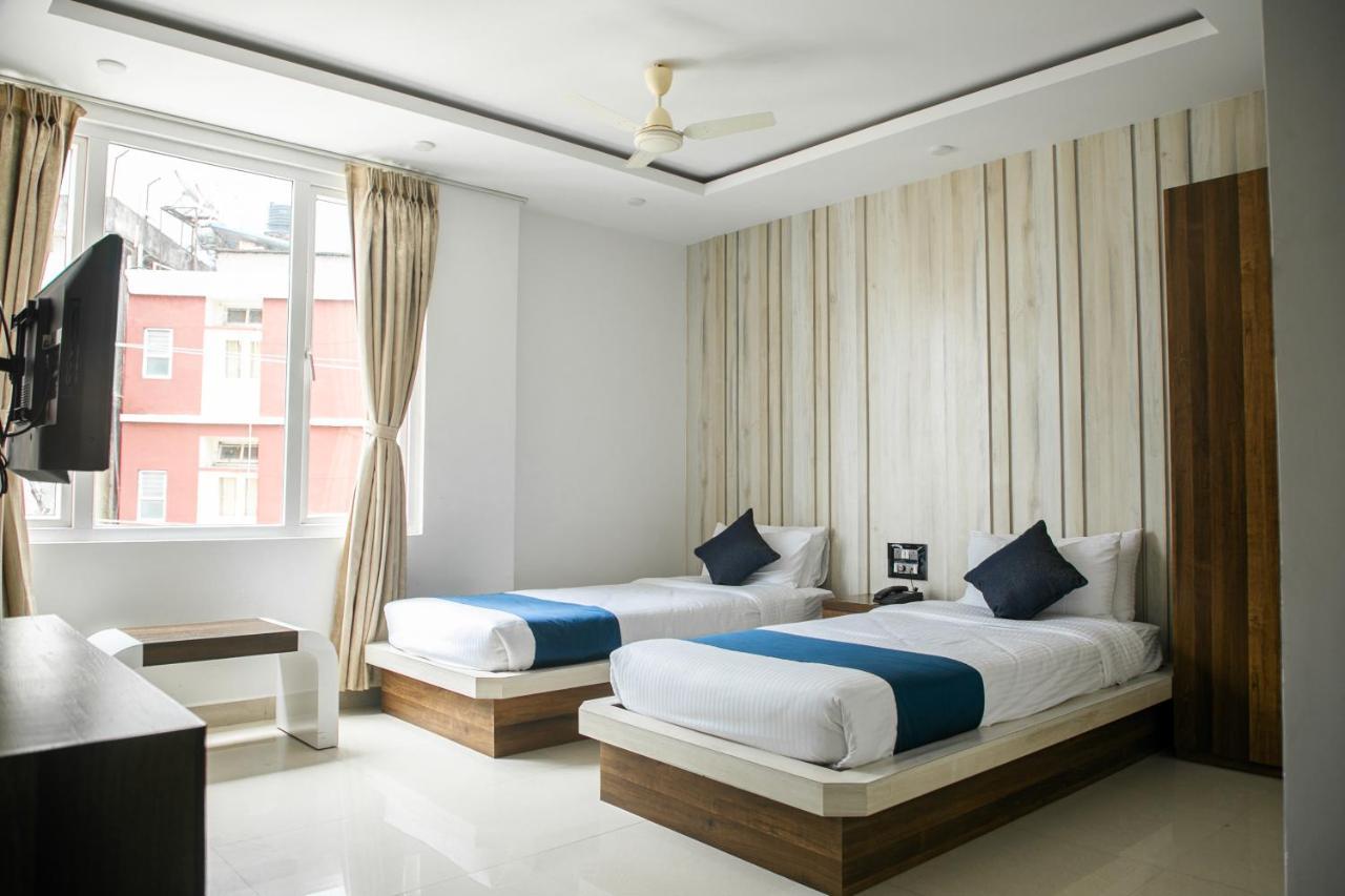 Crescent International Kohima Extérieur photo