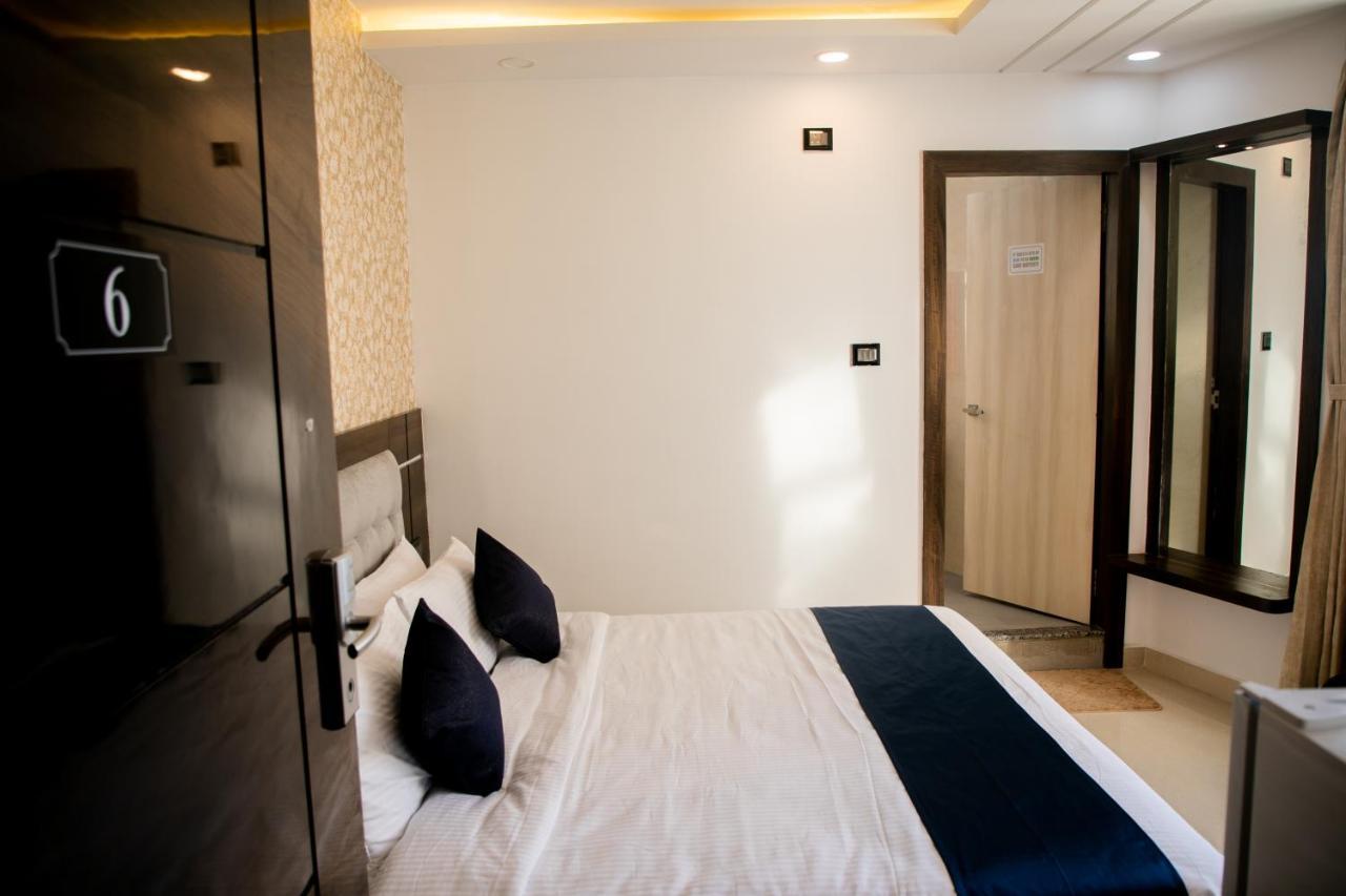 Crescent International Kohima Extérieur photo